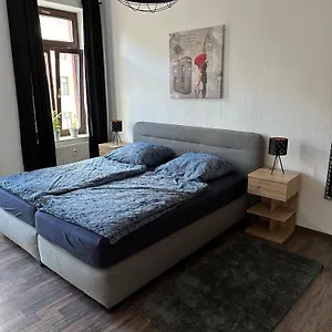 „reacher“ Apartment